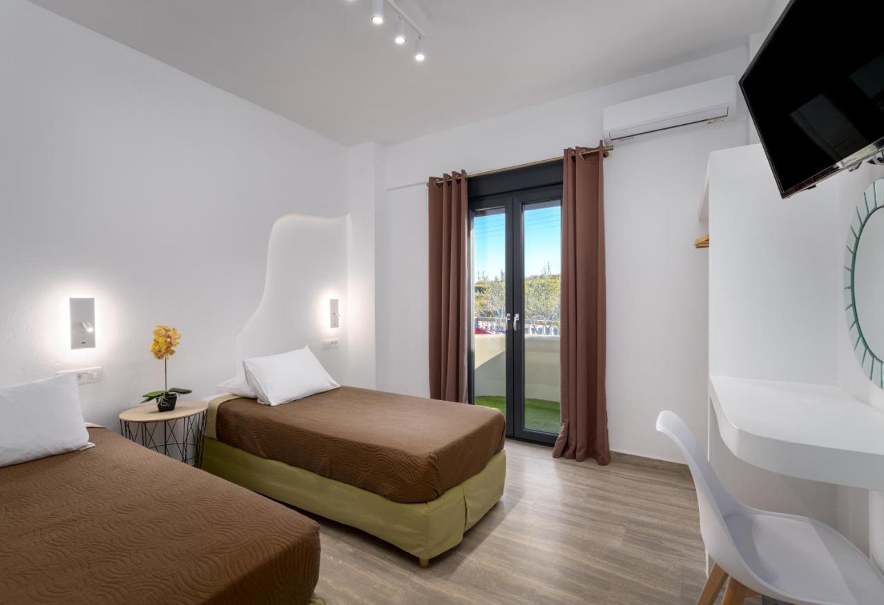 Christianna & George Luxury Hot Tub Apartment Fira  Exterior foto